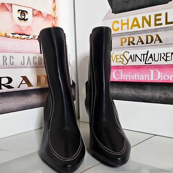 Aquatalia Leather Booties - Picture 3 of 7